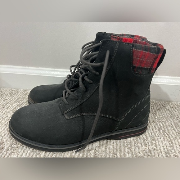 L.L. Bean Park Ridge Casual Boots with Red Plaid Lining